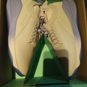 BRAND NEW Grey Matter Clove Shoes, Men's Size 9.5